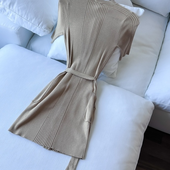 Guess Knit Nude Zip Up Dress - S - Picture 5 of 6